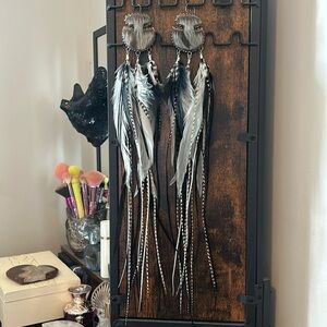 Beaded Blends Seal, Feather and Beaded Earrings